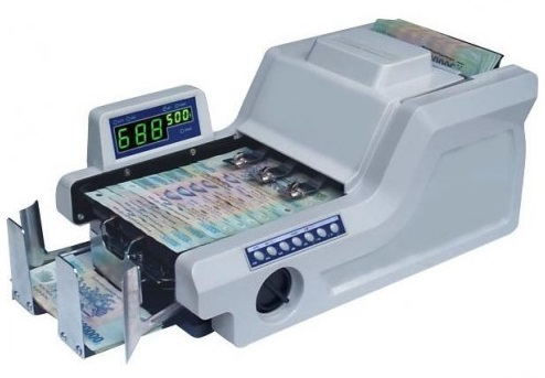 Xinda super BC 31F có thiết kế dạng máy nằm nên có khả năng đếm với số lượng tiền lớn công xuất đếm cao